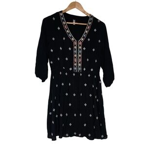 Xhilaration Large Womens Embroidered Black Tunic Shirt 3/4 Sleeves